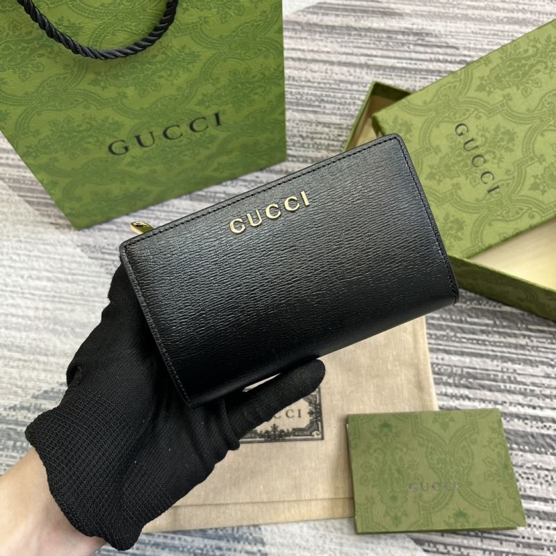 G*u*i wallets & purse